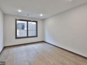 1022 Christian Street, Philadelphia PA 19147