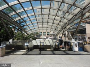 522 21st Street NW 213, Washington DC 20006