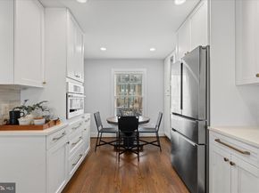 222 Green Street, Alexandria VA 22314