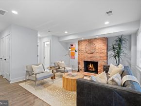 222 Green Street, Alexandria VA 22314