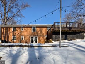 5236 Ampthill Drive, Alexandria VA 22312