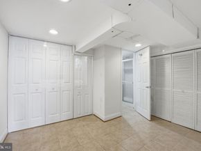 5364 Pooks Hill Road, Bethesda MD 20814