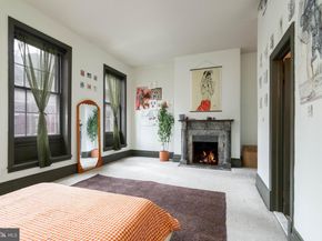 239 Race Street, Philadelphia PA 19106