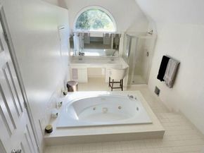 47202 Redbark, Sterling VA 20165