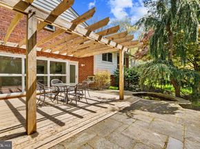 6523 Kerns Road, Falls Church VA 22044