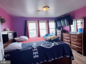 7476 Oxford Avenue, Philadelphia PA 19111
