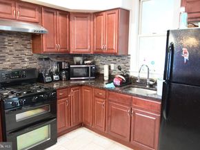 7476 Oxford Avenue, Philadelphia PA 19111