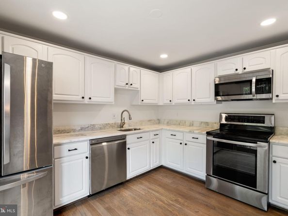 3050 Silent Valley Drive, Fairfax VA 22031