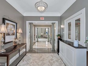 851 N Glebe Road 817, Arlington VA 22203