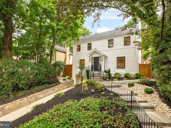 7928 16TH Street NW, Washington DC 20012