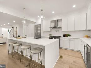 7928 16TH Street NW, Washington DC 20012