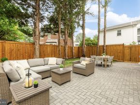 7928 16TH Street NW, Washington DC 20012