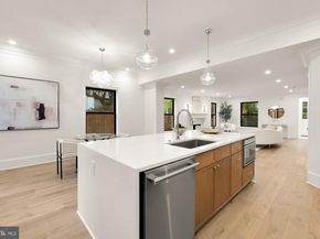 7928 16TH Street NW, Washington DC 20012