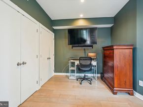 3240 Hiatt Place NW 4, Washington DC 20010