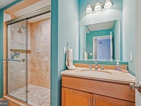 3240 Hiatt Place NW 4, Washington DC 20010