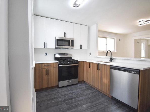 247 Heather Road, Upper Darby PA 19082