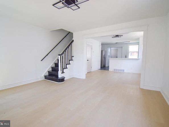247 Heather Road, Upper Darby PA 19082