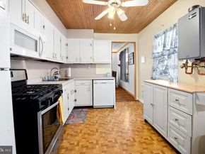 2836 Windsor Drive, Bensalem PA 19020