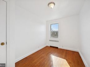 2930 Glenview Street, Philadelphia PA 19149