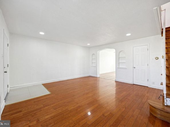 2930 Glenview Street, Philadelphia PA 19149