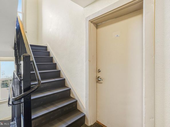 4408 1st Place NE 21, Washington DC 20011