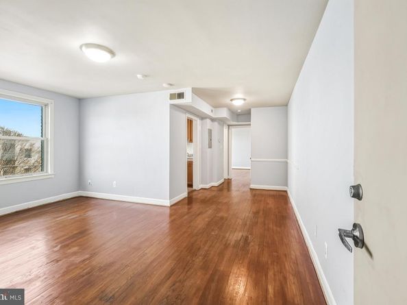 4408 1st Place NE 21, Washington DC 20011