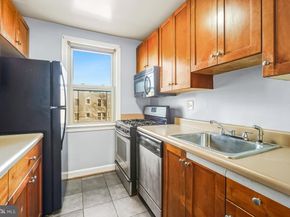 4408 1st Place NE 21, Washington DC 20011
