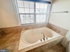 13673 Venturi Lane 234, Herndon VA 20171