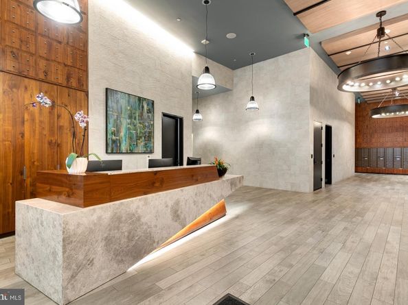 1300 4TH Street SE 613, Washington DC 20003