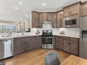 21899 Hawksbill High Circle, Sterling VA 20164
