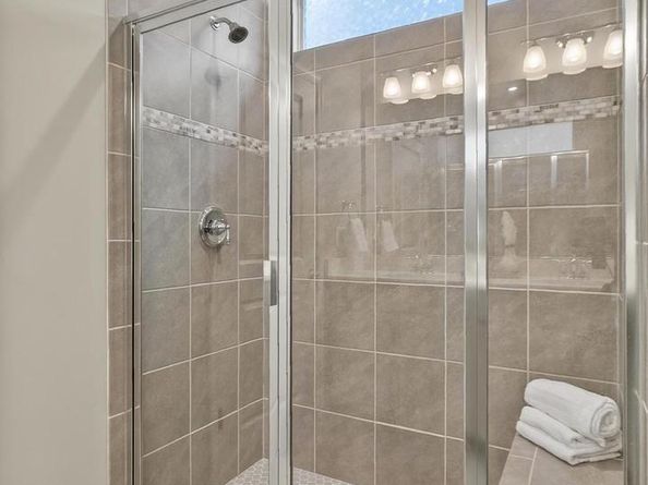 21899 Hawksbill High Circle, Sterling VA 20164