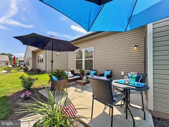 21899 Hawksbill High Circle, Sterling VA 20164