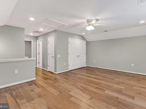 21899 Hawksbill High Circle, Sterling VA 20164