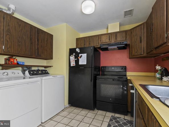 1808 Westwind Way 79, Mclean VA 22102