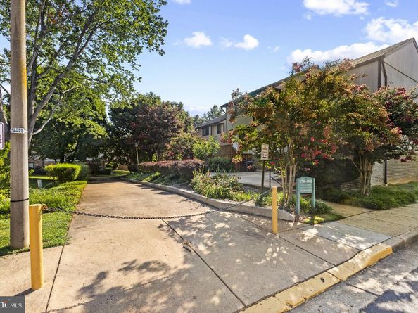 1808 Westwind Way 79, Mclean VA 22102