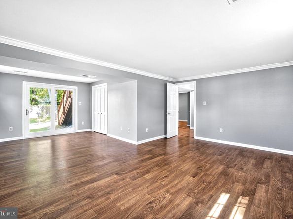 705 S Birch Street, Sterling VA 20164