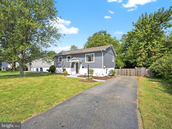 705 S Birch Street, Sterling VA 20164