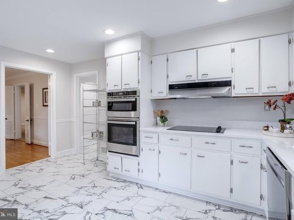 5817 Dawes Avenue, Alexandria VA 22311