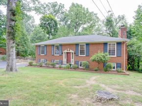 5817 Dawes Avenue, Alexandria VA 22311