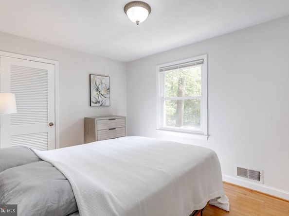 5817 Dawes Avenue, Alexandria VA 22311