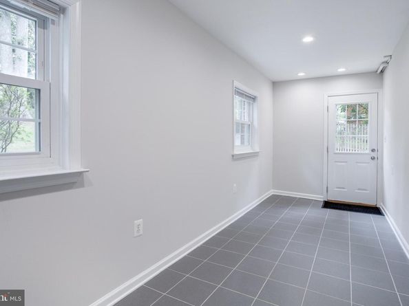 5817 Dawes Avenue, Alexandria VA 22311