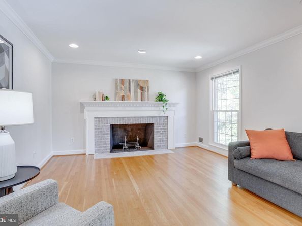 5817 Dawes Avenue, Alexandria VA 22311