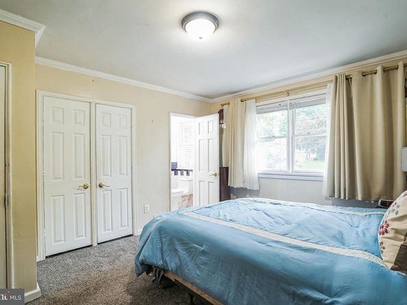 105 Overlook Avenue, Willow Grove PA 19090