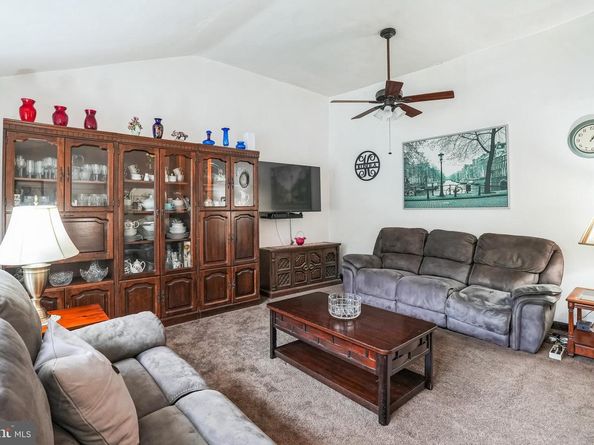 105 Overlook Avenue, Willow Grove PA 19090