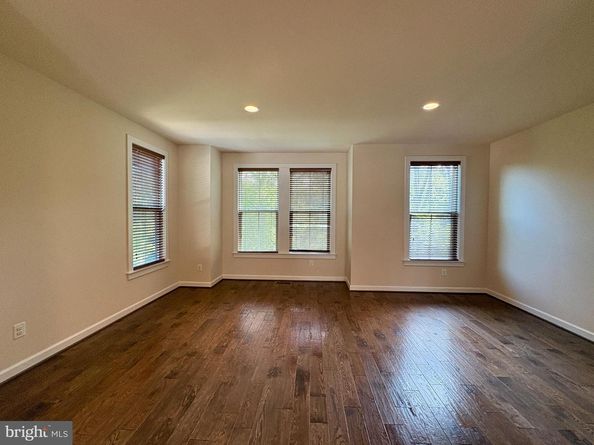 3161 Virginia Bluebell Court, Fairfax VA 22031