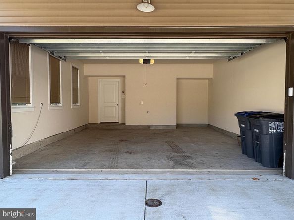3161 Virginia Bluebell Court, Fairfax VA 22031