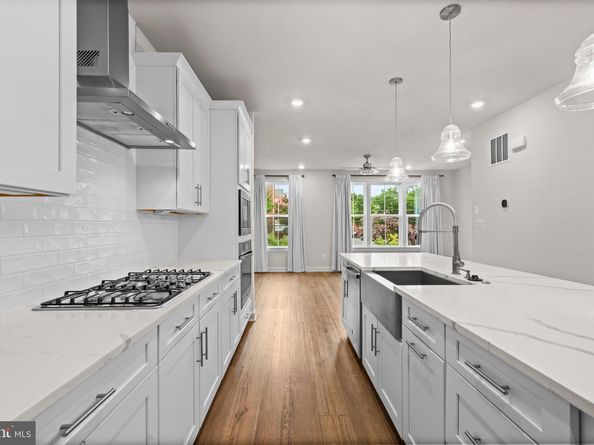 818 S Greenbrier Street, Arlington VA 22204