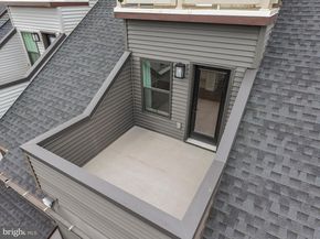 818 S Greenbrier Street, Arlington VA 22204
