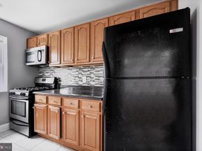 3876 9TH Street SE 301, Washington DC 20032