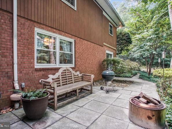 3818 N Ridgeview Road, Arlington VA 22207